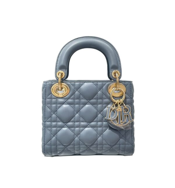 디올[dior/여왕]레이디 디올 미니 백 컬러 팬던트(클라우드 블루/까나쥬/램스킨)