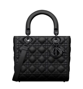 디올[dior/여왕]레이디 디올 미디엄 백(울트라 매트 블랙/까나쥬/램스킨)