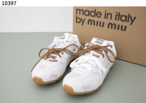 [국내배송]미우미우 여성 스니커즈 뉴발란스 530 SL 레더 운동화 신발 화이트