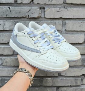 [국내배송]트레비스 스캇 x 프라그먼트 Design x Air 조던1 Low 0G SP AJ1 그레이