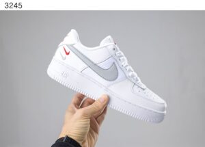 [국내배송]나이키 [NIKE] 수입고급 나이키 에어포스 1 ’07 화이트 울프 그레이