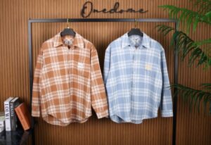 [국내배송]미우미우 로고 체크셔츠