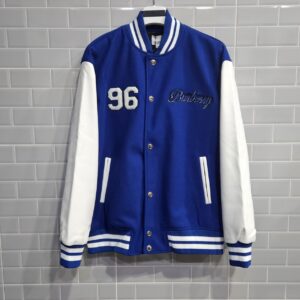 [국내배송]버버리 엠보로고 바시티 자켓