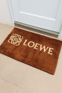 [국내배송]로에베 홈 데코 거실 사각 미끄럼방지 논슬립 발매트 러그