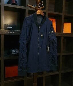 [국내배송]크롬하츠 크로스 카라 메탈스터드 윈드 바람막이