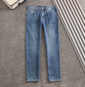 [국내배송]루이비통 신상 레터링 닻 자수로고 스판 데님진