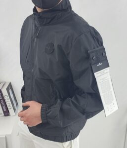 [국내배송]스톤아일랜드 경량 쿼터 집업 [고급]