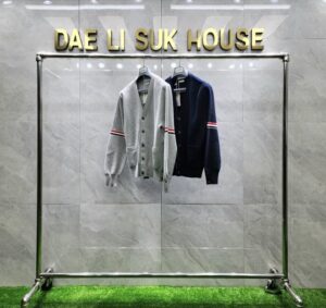 [국내배송]톰브라운 밀라노스티치 삼선암밴드 가디건