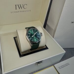 [국내배송]iwc 빅 파일럿 워치 43mm 레이싱그린