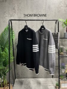 [국내배송]톰브라운 포켓 울니트