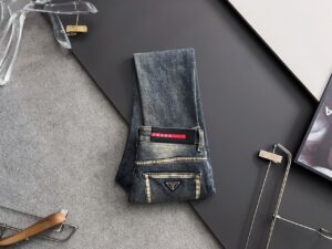 [국내배송]프라다 로고 팬츠