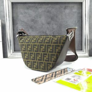 [국내배송]펜디 FF 자카드 멜론 스몰 백