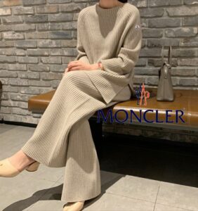 [국내배송]몽클레어 시애틀 골지투피스