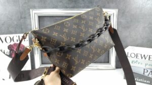 [국내배송]루이비통 사슬 토트 / 크로스백