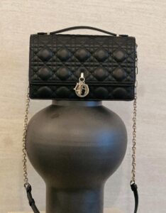 [국내배송]디올 Miss Dior 탑 핸들 백