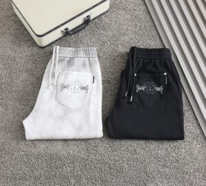 [국내배송]발렌시아가 신상 자수로고 세미와이드 워싱 밴딩팬츠