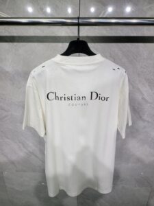 [국내배송]크리스찬 디올 24SS 디스워싱 반팔 티셔츠