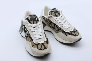 [국내배송]발렌티노 V로고 페이스 스니커즈