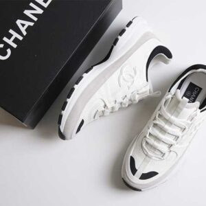 [국내배송]샤넬 벨벳 카프스킨 스니커즈