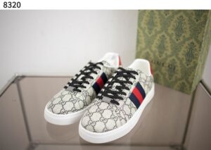 [국내배송]구찌 [GUCCI] 수입고급 구찌 에이스 웹(Web) 스니커즈