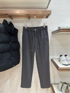 [국내배송]로로피아나 25년 가을 신상 매장완판제품 팬츠