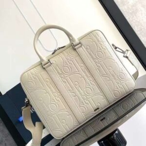 [국내배송]디올 25FW 불박 로고 서류