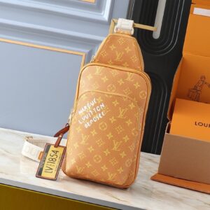 [국내배송]루이비통 애비뉴 슬링백