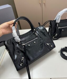 [국내배송]발렌시아가 르시티 스몰백 블랙