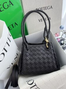 [국내배송]보테가 베네타 파라슈트 폰탄트 스몰 올수공