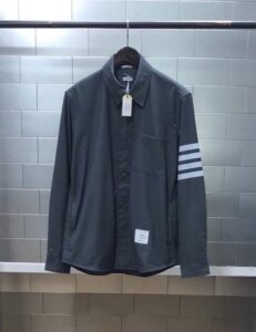 [국내배송]톰브라운 4BAR 울 스냅 프론트 셔츠자켓