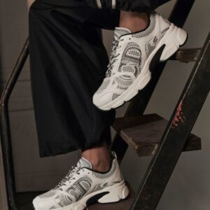 [국내배송]디올 크로노 한소희 스니커즈