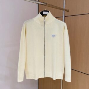 [국내배송]프라다 짚업 니트 자켓