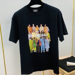 [국내배송]발렌시아가 패밀리 티셔츠