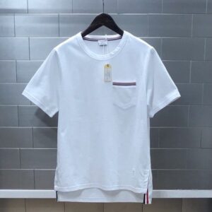 [국내배송]톰브라운 시그니처 코튼포켓 반팔티셔츠