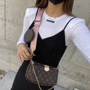 [국내배송]루이비통 멀티 포쉐트 악세수아