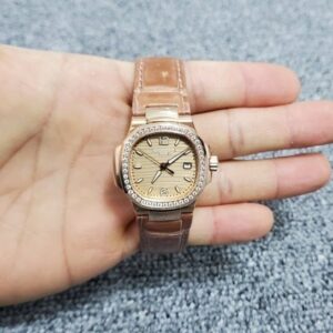 [국내배송]파텍필립 노틸러스 여성 악어스트랩 SC 팩토리