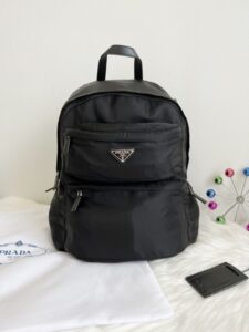 [국내배송]프라다 포코노 이서진 백팩