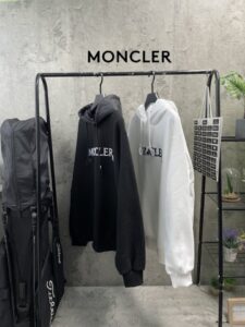 [국내배송]몽클레어 후드 맨투맨