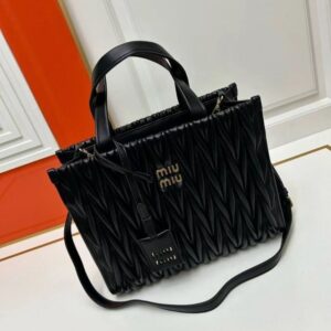 [국내배송]미우미우 토트백 라지