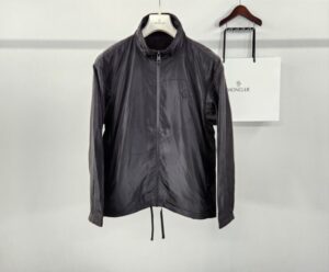 [국내배송]몽클레어 클라우시스 바람막이 자켓