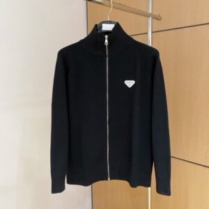 [국내배송]프라다 2025ss PD 짚업 니트 자켓(색상추가)