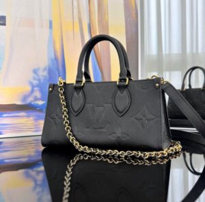 [국내배송]루이비통 온더고 이스트 웨스트 M23640