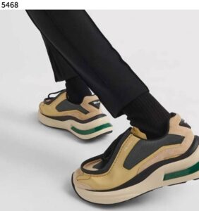 [국내배송]프라다 바이크 패브릭 스웨이드 엘리먼츠 브러쉬드 레더